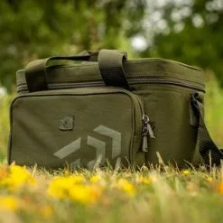 Daiwa Black Widow Large Cool Bait Bag -Rods Shop uhsjhdym638151636150119675